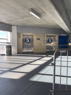 GEICO GARAGE - Updated January 2026 - 18 Photos & 28 Reviews - 400 W ...