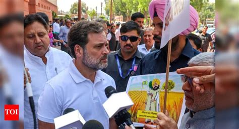 Congress MPs protest against police crackdown on farmers at Punjab ...