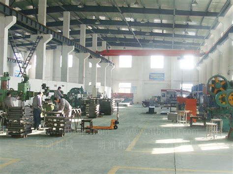 大野机械-南通工厂：德国公司定制立式螺带混合机