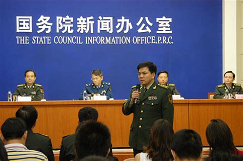 中国国防部长：请各国管好自家的军舰飞机-央视新闻-央视新闻-哔哩哔哩视频