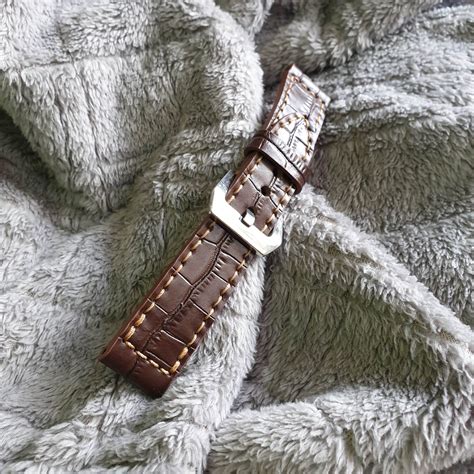 Handmade brown leather watch strap - Indianleathercraft