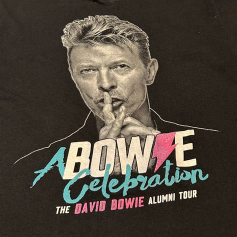 " DAVID BOWIE " " A BOWIE CELEBRATION " 2019 T-Shirts size M | DESERTSNOW
