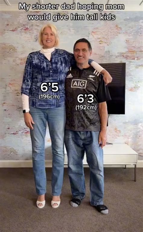 TikTok's tallest family reveals the strange things people say