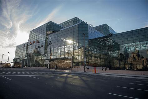 Jacob K Javits Space Frame Convention Center | DSI Spaceframes
