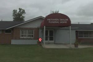 Methven Taylor Funeral Home - Anoka, Minnesota (MN) - Funeral Flowers