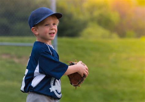 Baseball Kids 的图像结果
