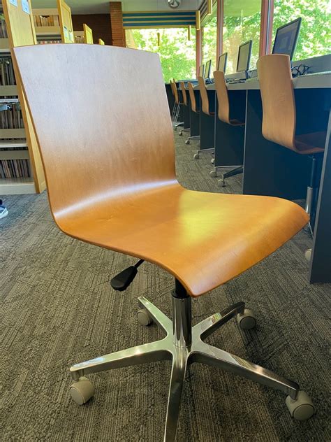 Lake Geneva Public Library - Library Furniture International