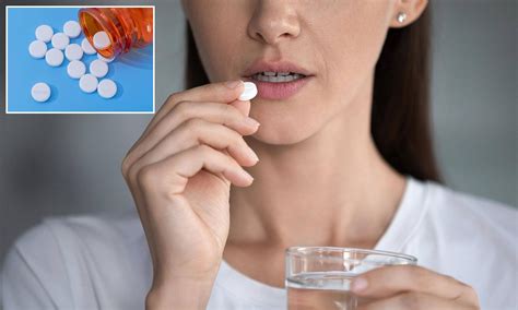 Common drugs like ibuprofen and antibiotics may reduce dementia risk