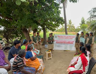 Extension of College of Agriculture students on improved farming methods