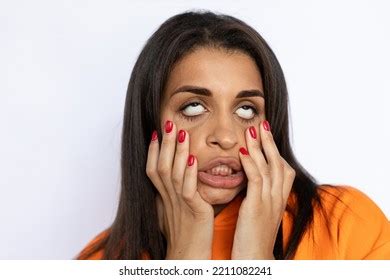 Person Rolling Their Eyes at Someone 的图像结果