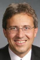 Fake - Scam - Fraud - Info - male performers - männliche Darsteller