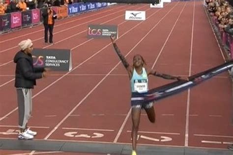 Ethiopian, Kenyan runners win Amsterdam Marathon in course records