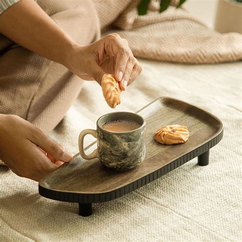 Ellementry Orbis Asymmetric Tri Legged Platter| Elegant Serving Platter ...