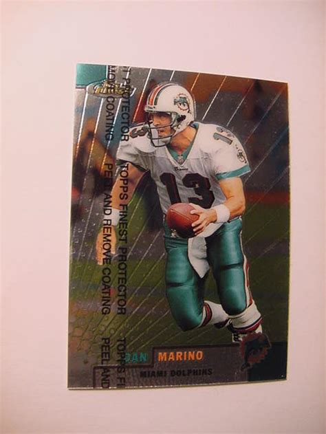 1999 DAN MARINO FOOTBALL CARD