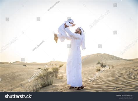 610 Emirati Happy Family Images, Stock Photos & Vectors | Shutterstock