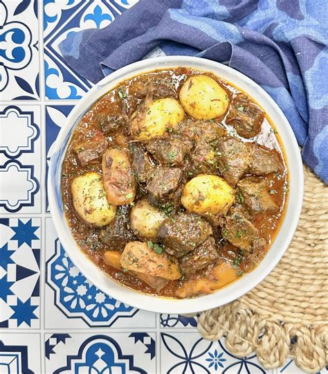 Instant Pot Carne Con Papas - Abuela's Cuban Counter