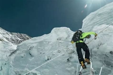 24-YO Arjun Vajpai Climbs Kangchenjunga, Becomes Youngest To Scale 6 ...