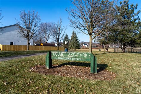 Roselle, IL City Guide | About Living in Roselle - Homes.com