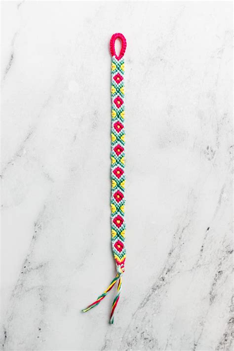 20 Best Friendship Bracelet Patterns: Easy and Popular Designs