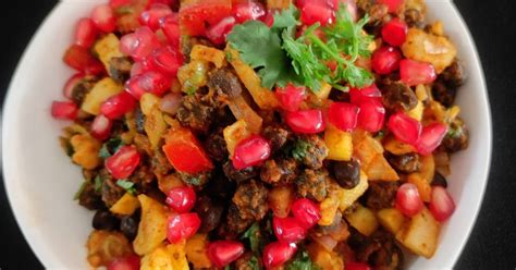 Kala chana chaat Recipe by Swati Sheth - Cookpad