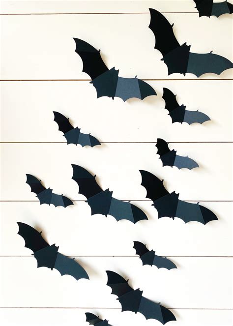 FREE Printable Bats Templates for a Bat Wall {Cricut Craft} - A Country ...