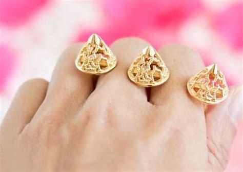 Isharya – Slider | Vogue India