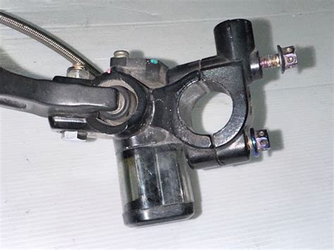 ปั๊มเบรคบนM slaz yamaha - Kaidee