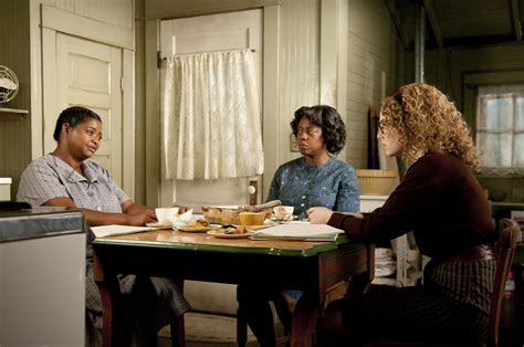 Minny Jackson, Aibileen Clark, and Skeeter Phaelan in The Help. | Viola ...