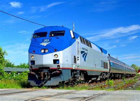 Amtrak reactivará el servicio de trenes entre Nueva Orleans y Baton ...