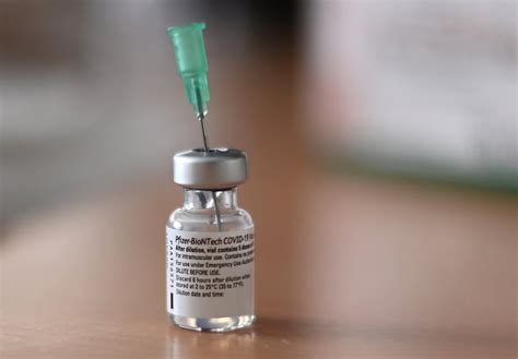 Pfizer prueba una medicina oral para tratar el COVID-19 | Internacional ...