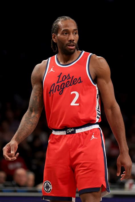 Kawhi Leonard Expected To Return On Sunday | Hoops Rumors