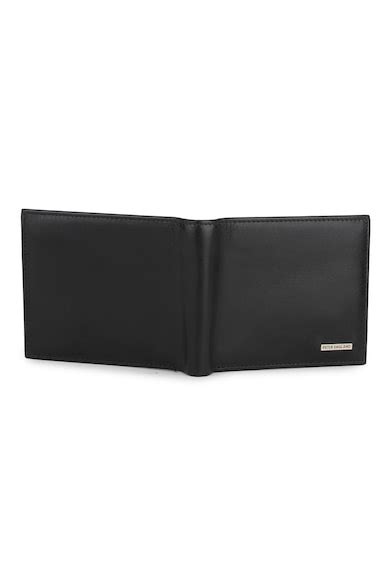 Buy Men Black Solid Leather Wallet Online - 673792 | Peter England