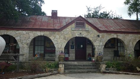 BANDERA COUNTY CONVENTION AND VISITORS BUREAU - All You Need to Know ...