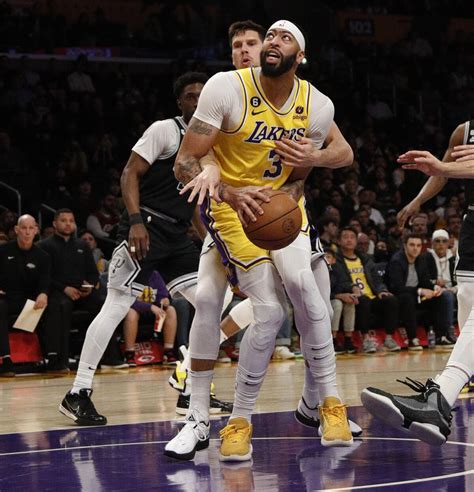 Anthony Davis returns as Lakers bounce back with win over Spurs - Los ...