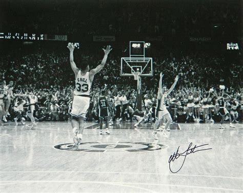 Christian Laettner Signed Duke Blue Devils B&W 'The Shot' Celebration ...