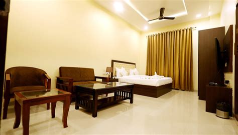 HARI MAHAL RESORT (Behror, Rajasthan) - Hotel Reviews, Photos, Rate ...