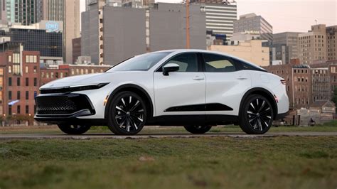 2024 Toyota Crown: A Comprehensive Guide On Features, Specs, And Pricing