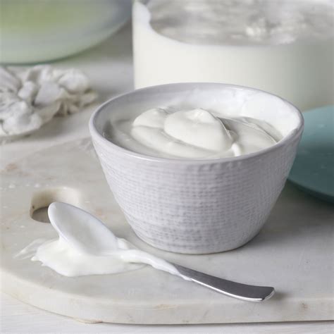 24 hour goat milk yogurt recipe for SCD & GAPS - Luvele CA
