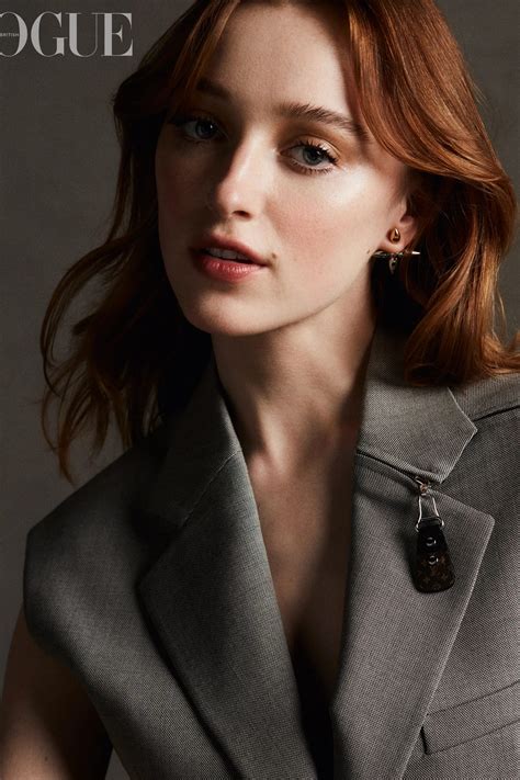 Maria Dream – Medium