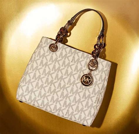 Your guide to the best bags this season | Femina.in
