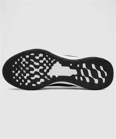 NIKE Revolution 6 Running Shoes For Men - Buy NIKE Revolution 6 Running ...