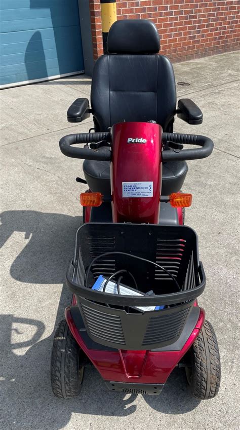 PRIDE COLT PLUS FOUR WHEEL MOBILITY SCOOTER complete with charger and ...