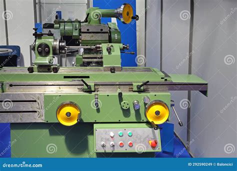 Metal Lathe Machine 的图像结果