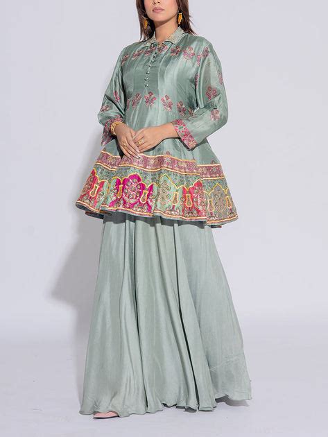 Shop Anarkali Gowns and Dresses Online 2026 – Vasansi Jaipur