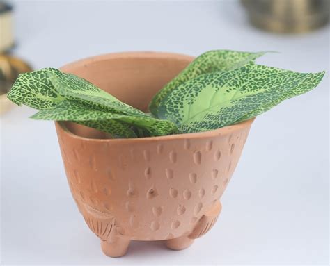 Khavi Arts Handmade Terracotta Mini Clay Pot/ Planter for Indoor Plants ...