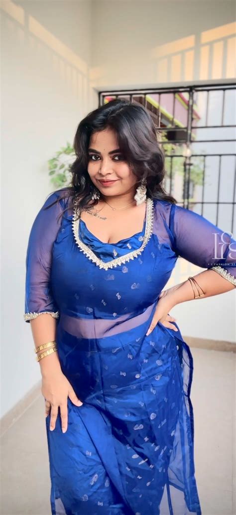 Saira - Banarasi Set – The Label I