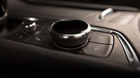 Cadillac XT5 How to Program Your Navigation 的图像结果