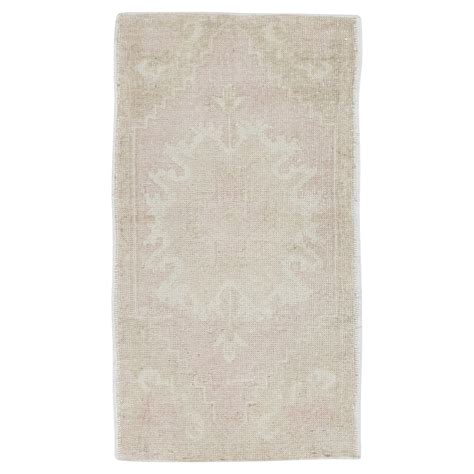1960s Beige Vintage Turkish Mini Rug 1'9" X 3'4" For Sale at 1stDibs