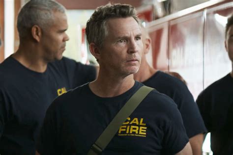 'Fire Country' Clip: See Shawn Hatosy's Big Return as Richards (Exclusive)