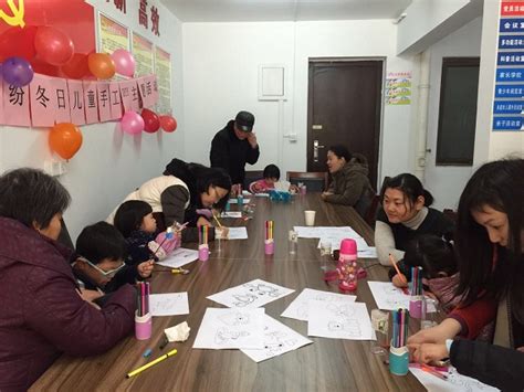 徐圩乡学区中心学校开展“我动手，我快乐”手工制作活动